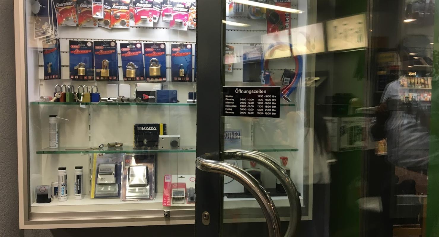 MISTER MINIT Langenthal Geschäftshaus Tell - Second-hand Clothing in Bern