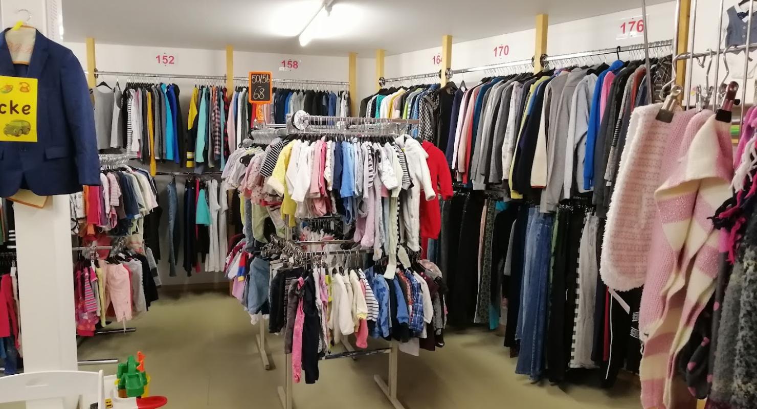 Börse Kinderkleider Pony - Second-Hand-Kleidung in Bern