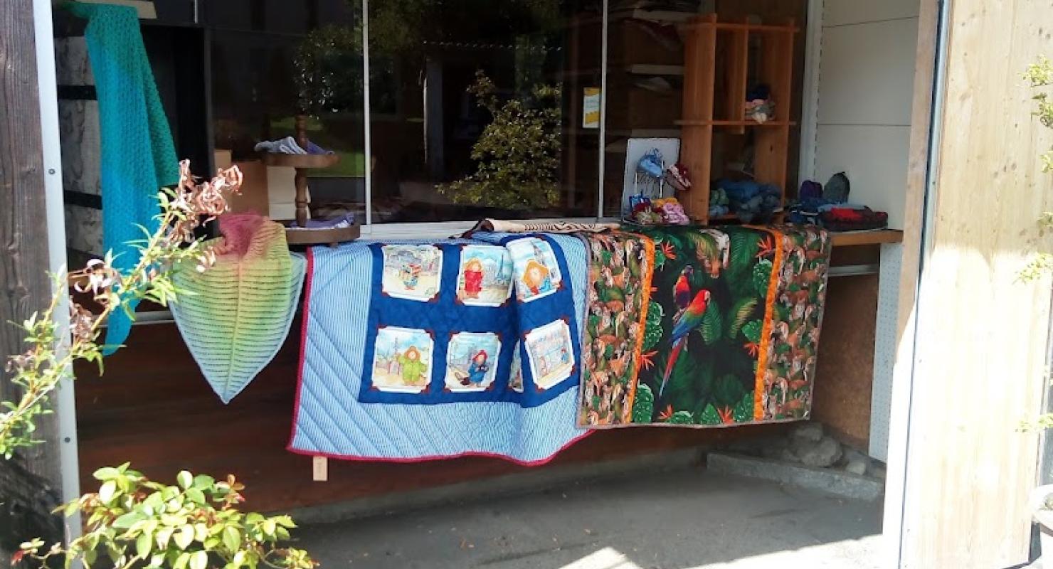 Beatrice Marti-Nyffenegger, die etwas andere Strick- und Nähstube - Repair & Alteration in Bern