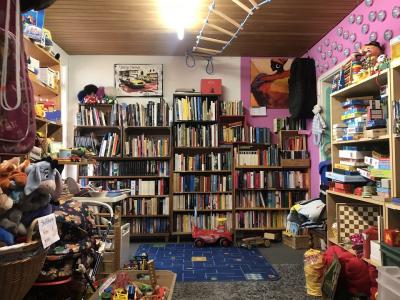 Anna & Bertha Brockenhaus - Second-hand Clothing in Bern