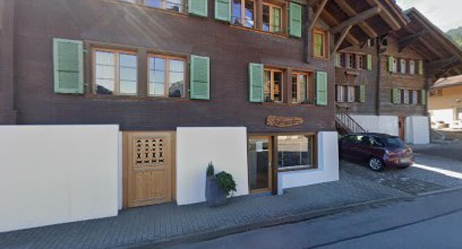 Ringgenberg Eleonore - Second-hand Clothing in Bern