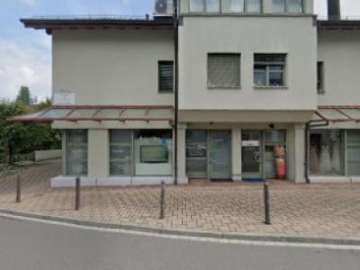 Schneiderei Fingerhut - A. Jafari - Upcycled Fashion in Zurich