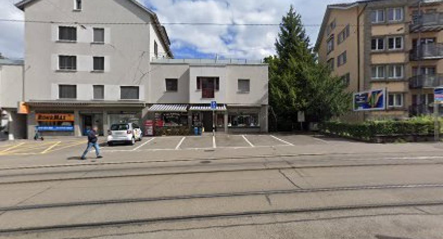 Larisa Klein Schneider Atelier - Upcycled Fashion in Zurich