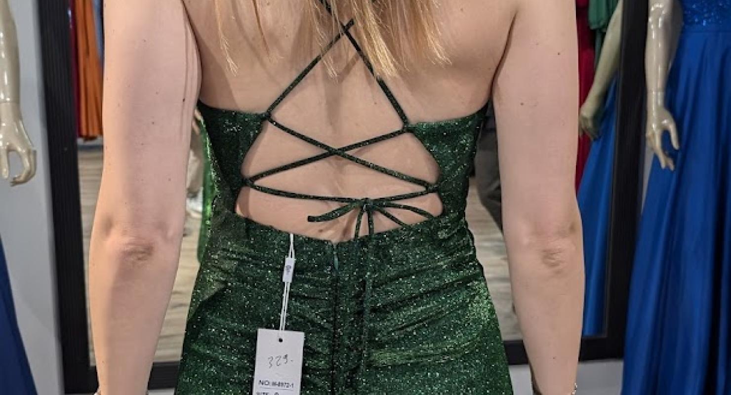 Akiner Boutique Express-Schneiderei - Upcycled Fashion in Zurich