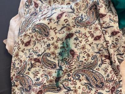 Mr. Giorgio Russo Schneiderei Wäscherei - Upcycling-Mode in Zürich