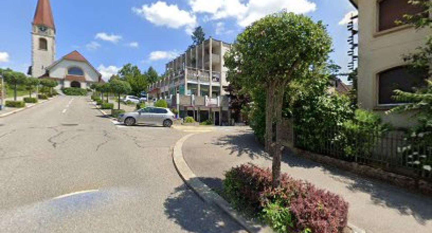 Cleanzone - Wallisellen | Textilreinigung | Wäscherei | Schneiderei - Second-hand Clothing in Zurich