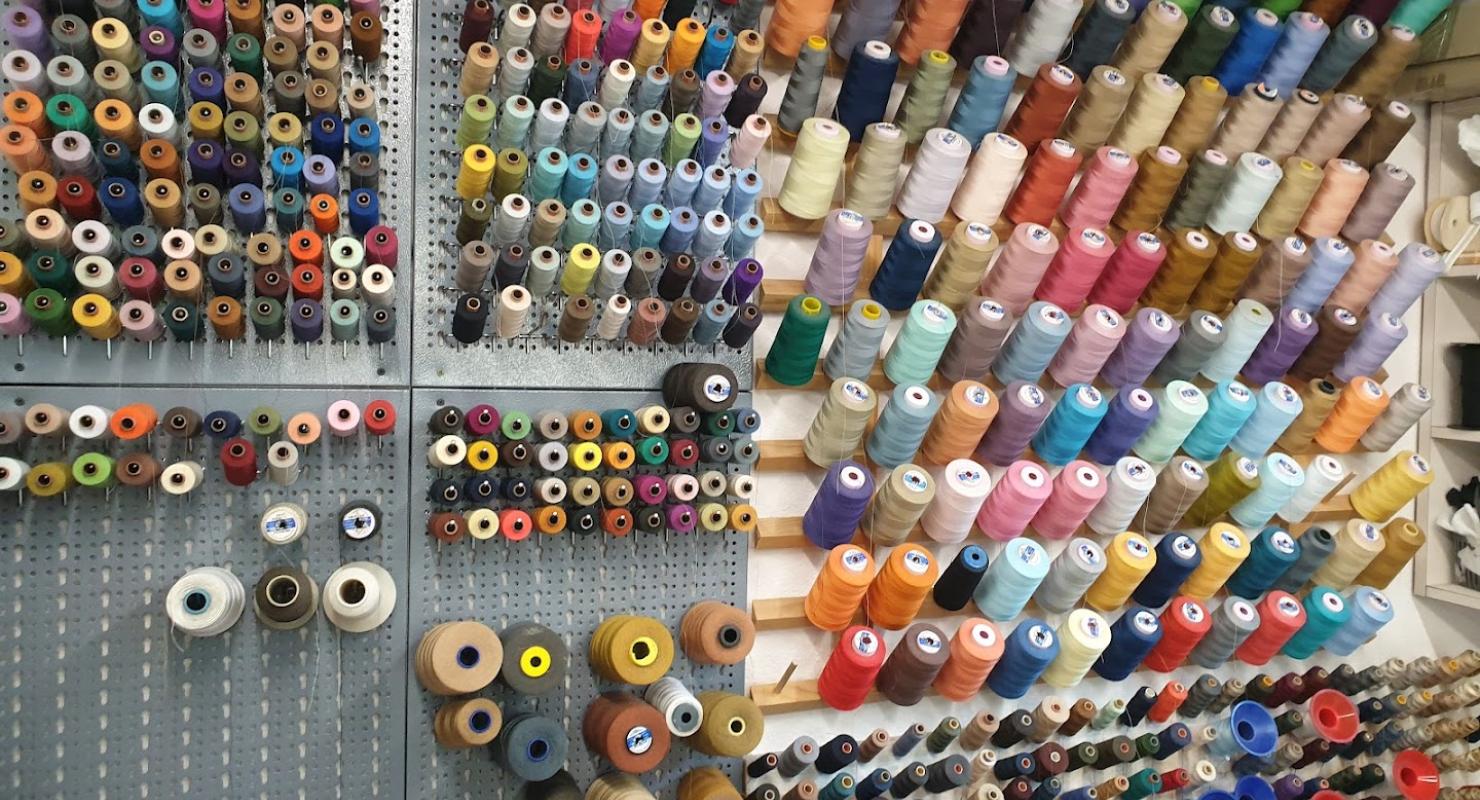 ALBIS Schneiderei - Textilreinigung - Moda upcycled in Zurigo