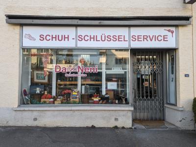 Da Neni Schuhservice - Second-hand Clothing in Zurich