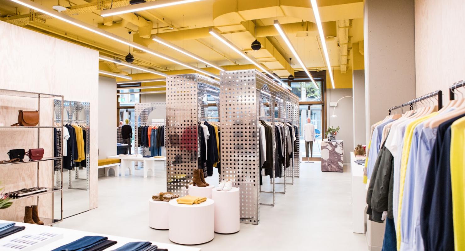 Closed Women's & Men's Store Zurich - Moda upcycled in Zurigo