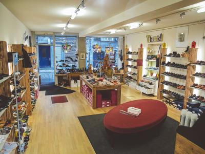 Schuhhaus Fera - Second-hand Clothing in Zurich