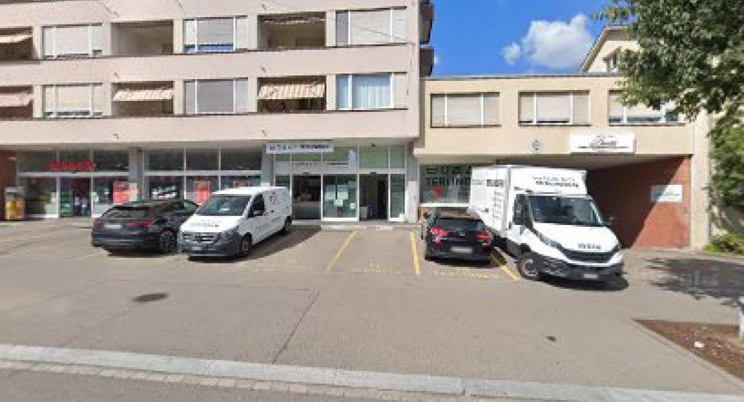 ARIENNE BIRCHLER - Upcycled Fashion in Zurich