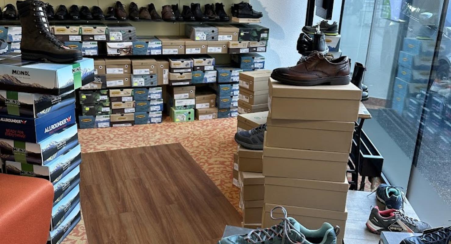 Orthoschritt.ch - Vêtements de seconde main in Zurich