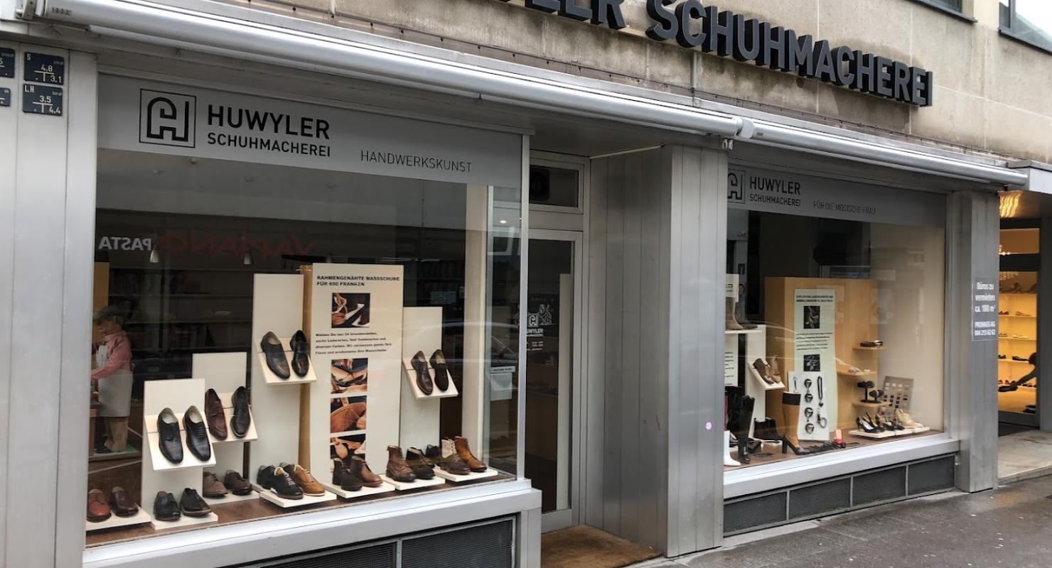 F. Huwyler & Co., Schuhmacherei - Second-hand Clothing in Zurich