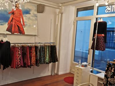 Modedesign C.B.YOUNES-fashion, Damenbekleidung und Tangokleider - Upcycled Fashion in Zurich