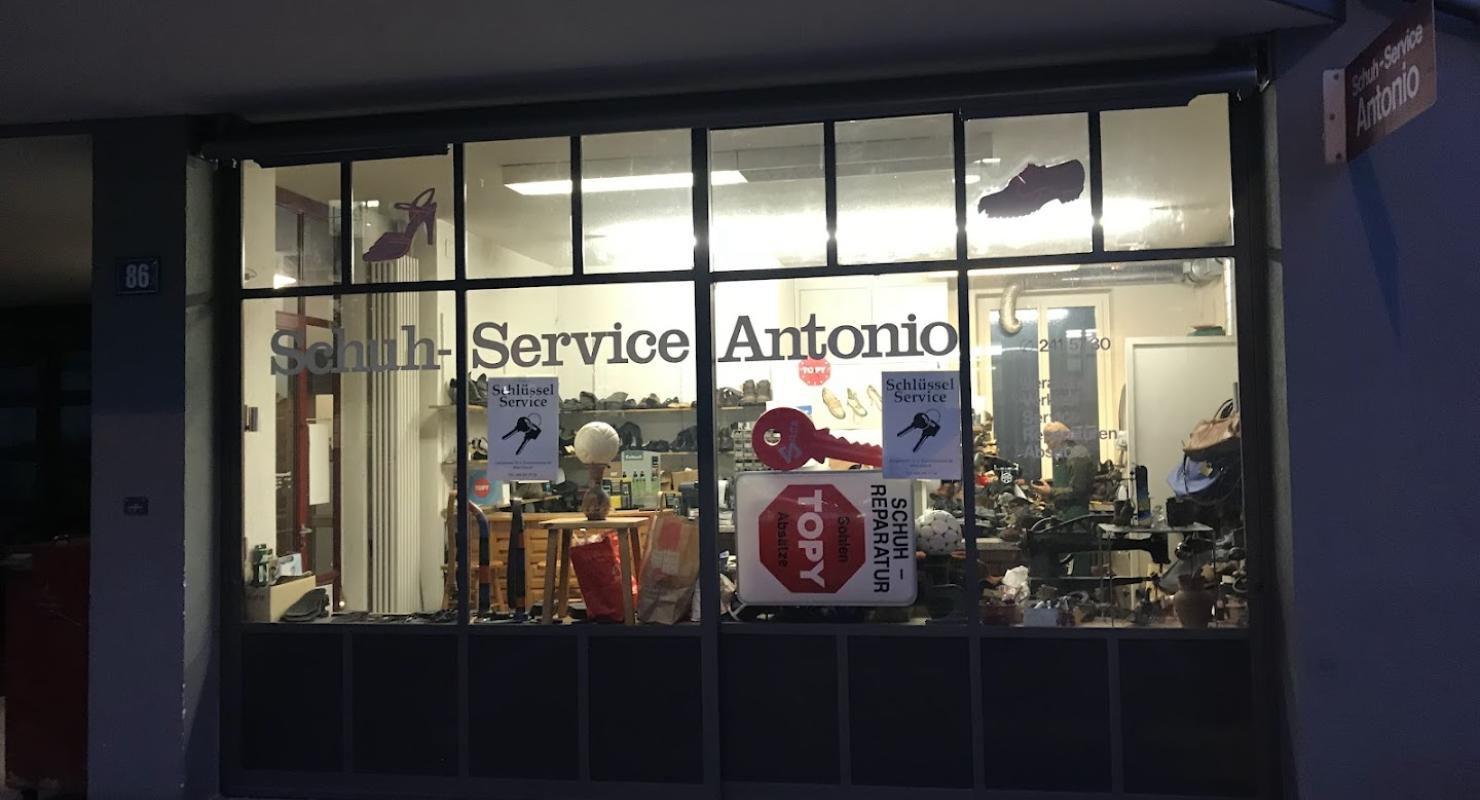 Antonio Nuzzi Schuhmacher - Second-hand Clothing in Zurich