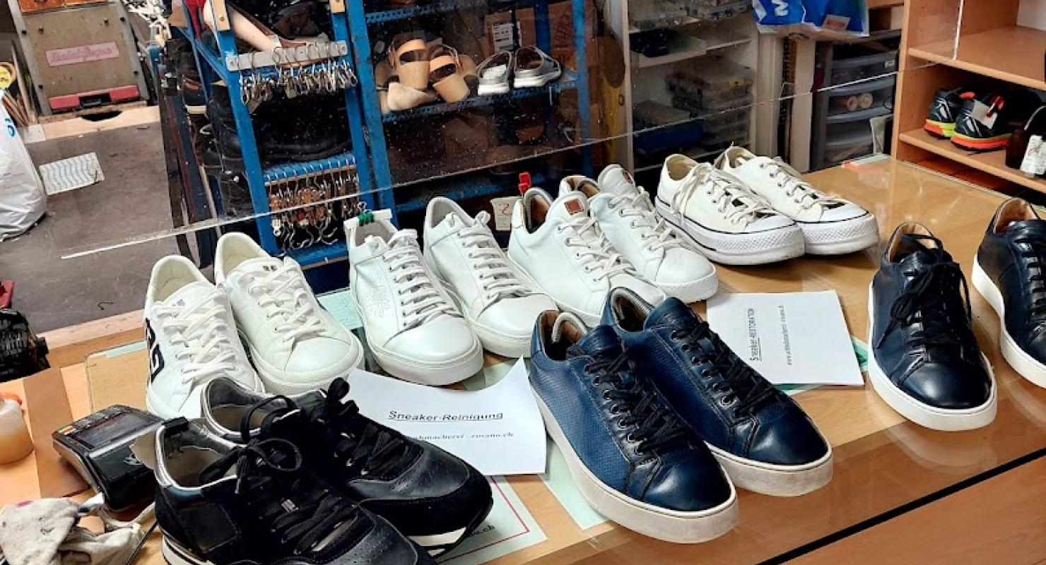 Shoemaker Antonio Rosano - Second-hand Clothing in Zurich