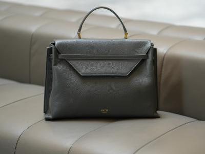 AMELI Zurich - Upcycled Fashion in Zurich