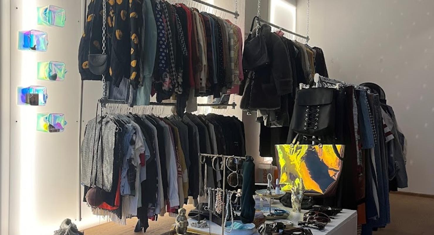 Desi‘s World Secondhand - Second-hand Clothing in Zurich