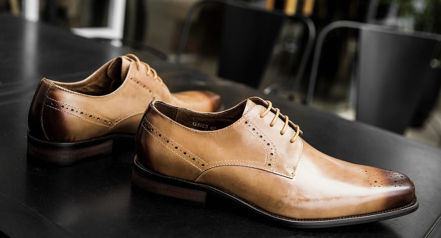 Schuhservice Oliveri - Abbigliamento di seconda mano in Zurigo