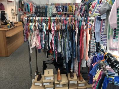 Sternli GmbH - Second-Hand-Kleidung in Zürich