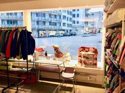 KiWi Wipkingen - Second-hand Clothing in Zurich