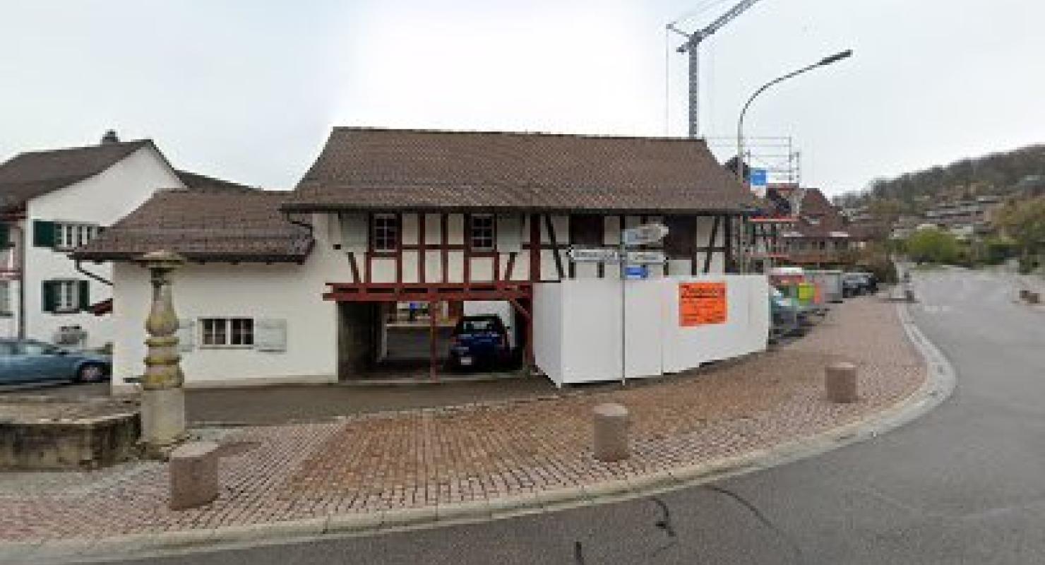 Quasi-Neu - Vêtements de seconde main in Zurich