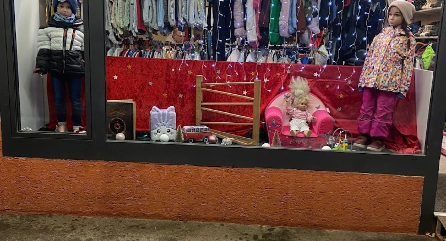 NEW Chind und Chegel - Second-hand Clothing in Zurich