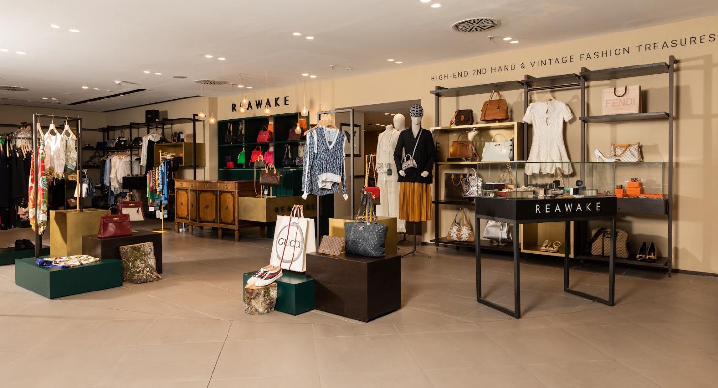 REAWAKE Zurich - Bongénie - Second-hand Clothing in Zurich