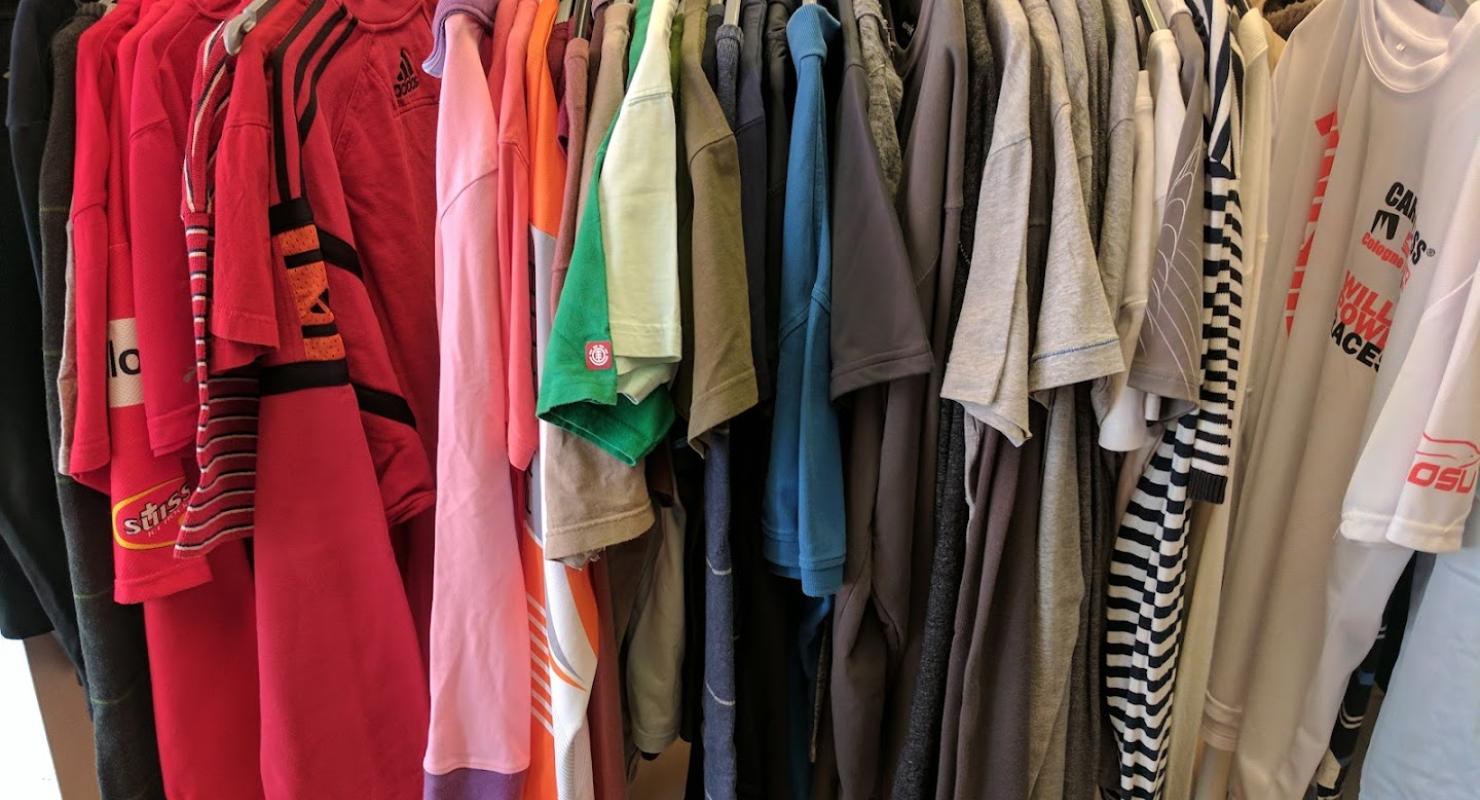 Caritas Secondhand - Gold - Second-hand Clothing in Zurich