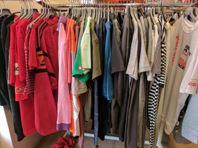 Caritas Secondhand - Gold - Second-hand Clothing in Zurich