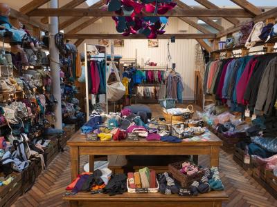 Herz an Herz Laden - Second-hand Clothing in Zurich