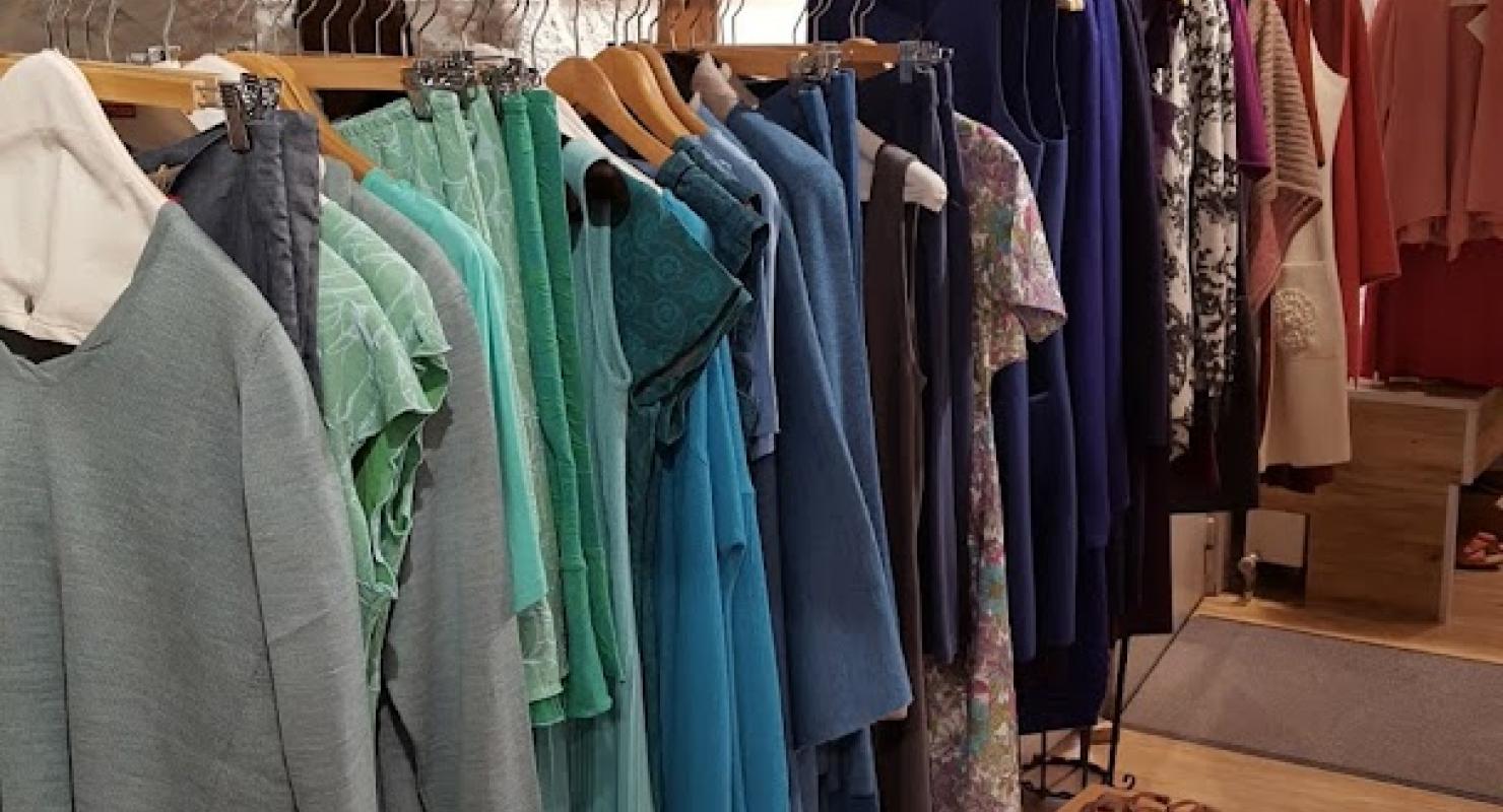 APU KUNTUR ALPAKA Boutique - Second-hand Clothing in Zurich