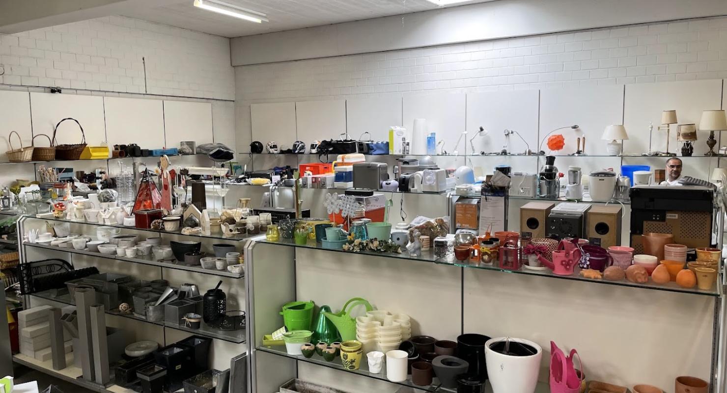 Brockenhaus Grüze - Second-hand Clothing in Zurich