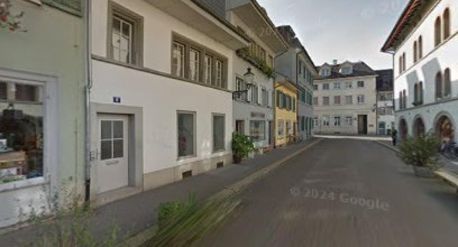 Jael Signer - Upcycled Fashion in Zurich