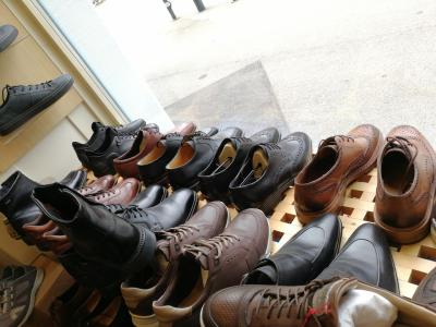 Elia Schuhe und Schuhreparaturen - Second-hand Clothing in Zurich