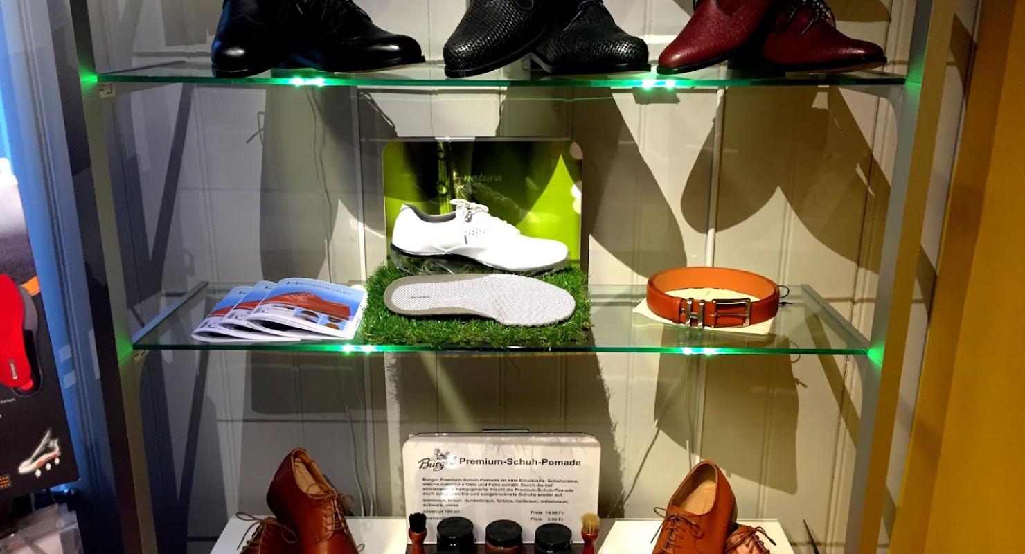 Schuhmacherei R. Hess GmbH - Second-Hand-Kleidung in Zürich