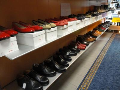 Schuh- und Schlüsselservice Suriano - Second-hand Clothing in Zurich