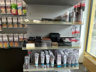 Jet Service TAN - Second-hand Clothing in Zurich