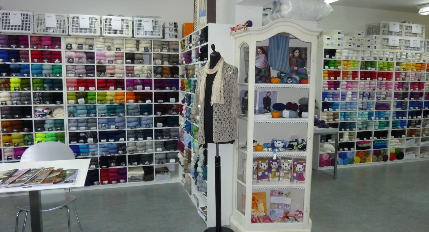 Stoffe Wolle Näh-Strickboutique - Repair & Alteration in Zurich