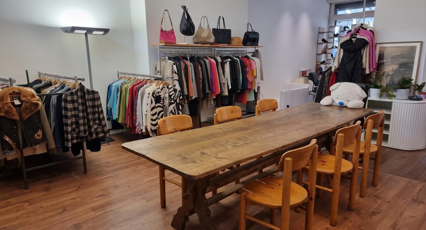 prelovedREVOLUTION - Second-hand Clothing in Zurich