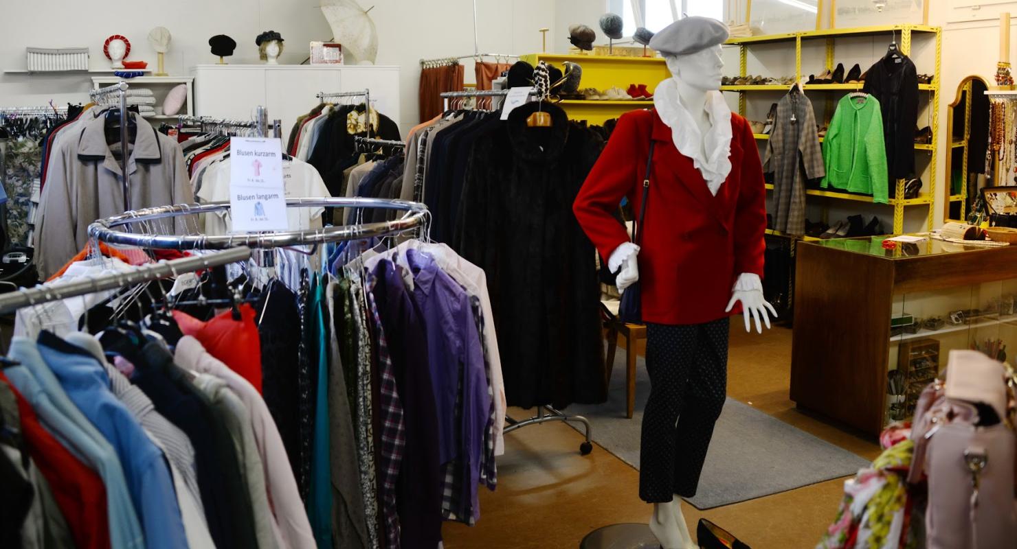 Brockenhaus Frauenverein Küsnacht - Second-Hand-Kleidung in Zürich
