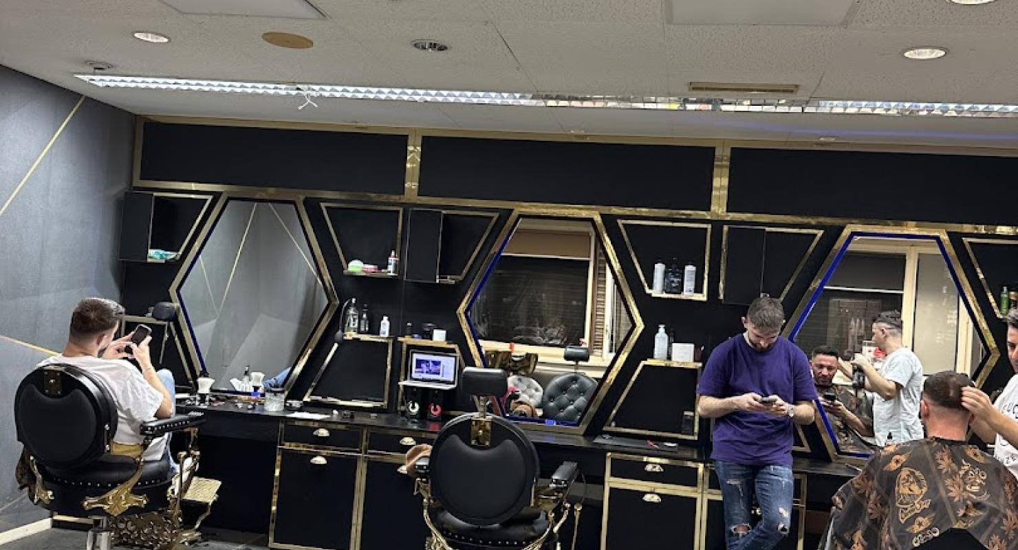 Coiffure Eurostyle - Vêtements de seconde main in Zurich