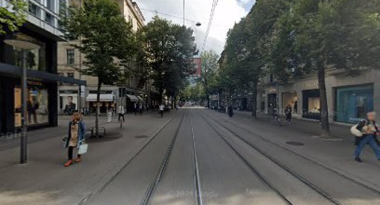 Curiosities & Creations - Second-hand Clothing in Zurich