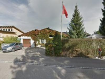 Wolfer Rudolf und Nähatelier Lucy Wolfer - Upcycled Fashion in Zurich