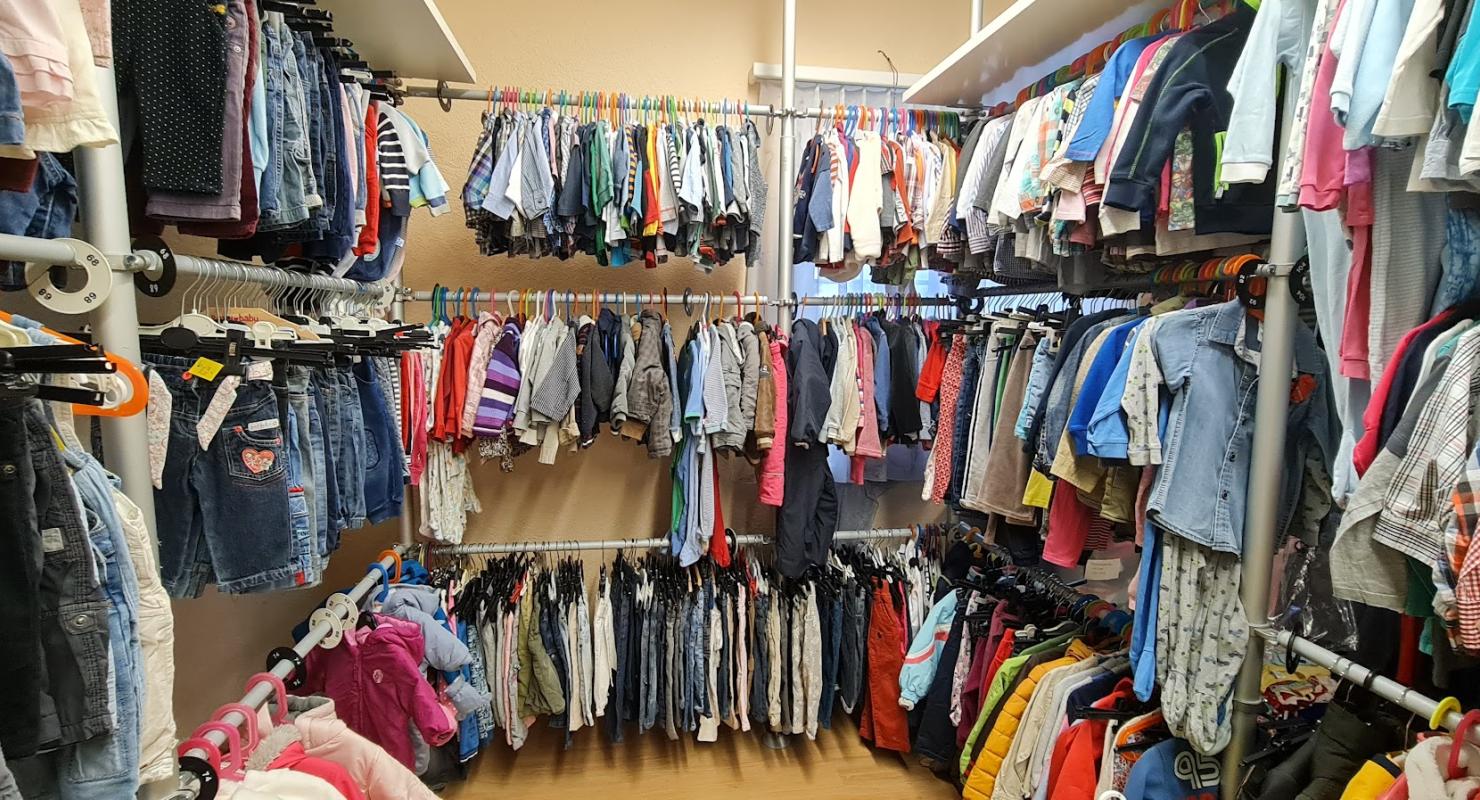 Kinderkleiderbörse Wehntal - Second-Hand-Kleidung in Zürich