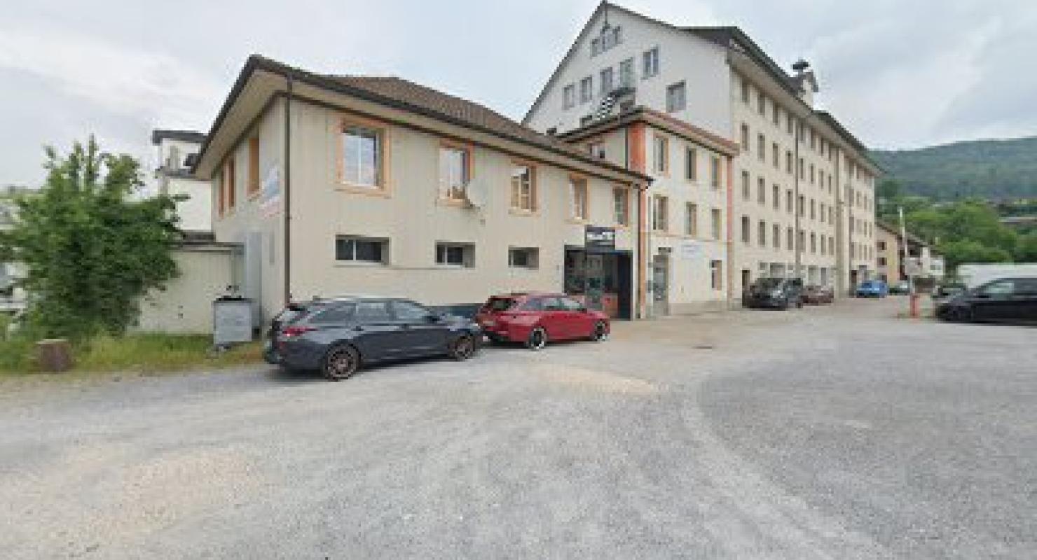 Atelier Jacqueline - Upcycled Fashion in Zurich