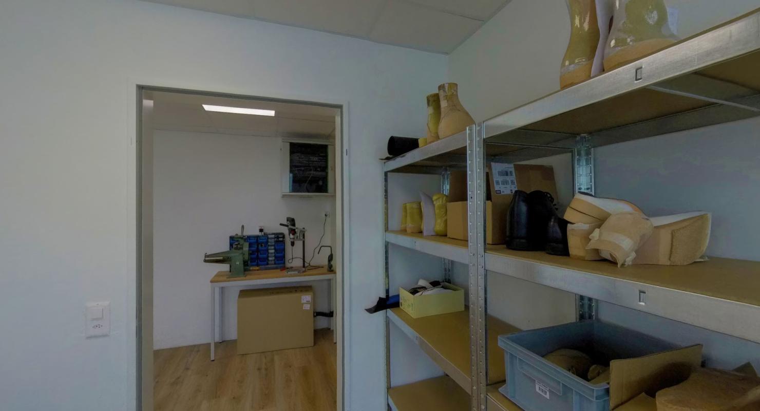 Ortho Fussdynamik - Second-hand Clothing in Zurich