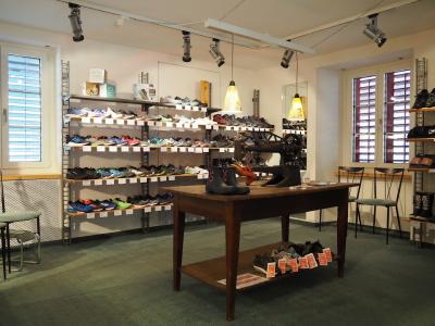 Peier Schuhhaus - Second-hand Clothing in Zurich