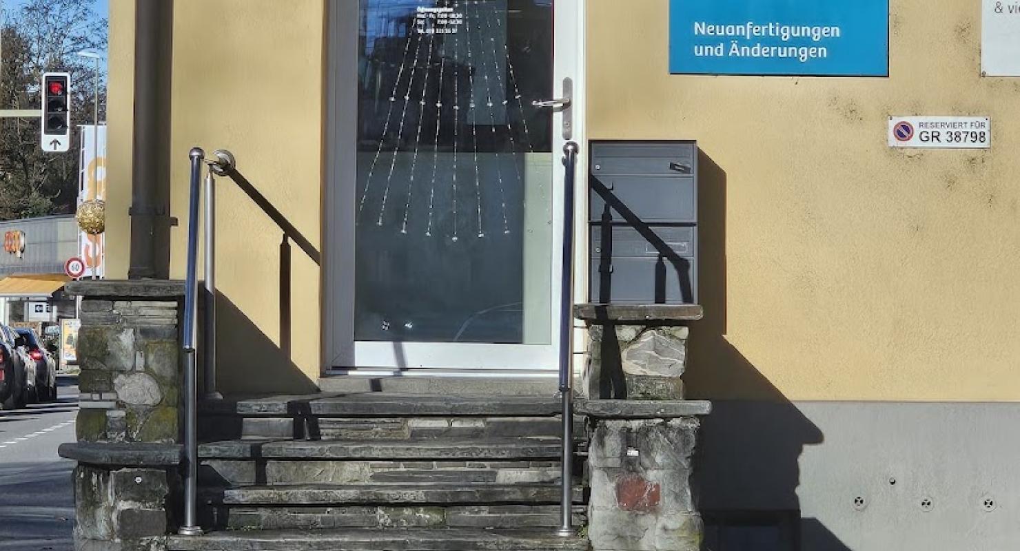 Schneideratelier Nebo GmbH - Upcycled Fashion in Zurich