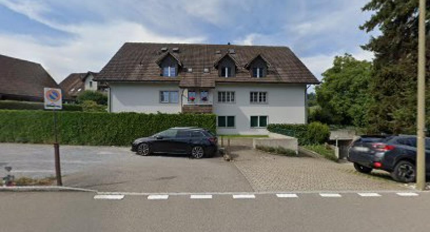 Carola's Vorhang Atelier GmbH - Upcycled Fashion in Zurich